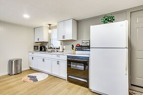 Updated Wellston Cabin, Walk to Lake Beach + Dock!