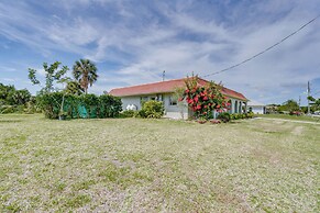 Port Charlotte Retreat w/ Lanai + Private Pool!