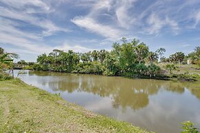 Port Charlotte Retreat w/ Lanai + Private Pool!