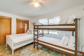 Port Charlotte Retreat w/ Lanai + Private Pool!