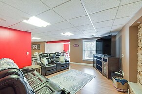 Rock Island Home w/ Private Yard & Fire Pit Table!