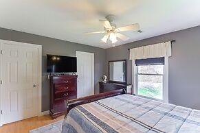 Rock Island Home w/ Private Yard & Fire Pit Table!