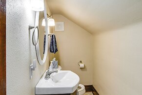 Charming Winterset Vacation Rental w/ Yard & Patio