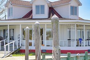 Pet-friendly Smith Island Cottage w/ Golf Cart!