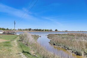 Pet-friendly Smith Island Cottage w/ Golf Cart!