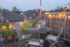 Bright Stockwell Apartment