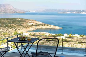 A Gorgeous Villa in Kokkino Horio