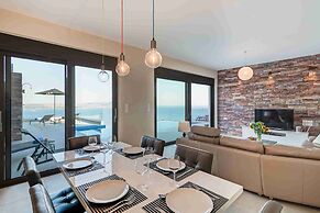 A Gorgeous Villa in Kokkino Horio