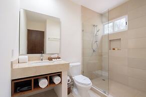 Magical Hotel In Akumal Beach