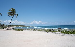 Magical Hotel In Akumal Beach