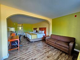 Garden Inn & Suites