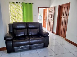 Cozy Apartment Greenwood