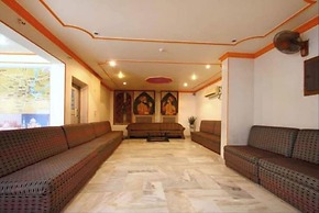 Goroomgo Viren Pacific Agra