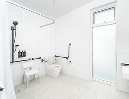 Clare Hillside Apartments