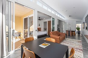 Clare Hillside Apartments