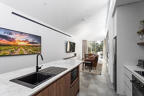 Clare Hillside Apartments