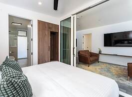 Clare Hillside Apartments