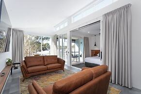 Clare Hillside Apartments