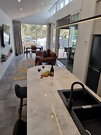 Clare Hillside Apartments