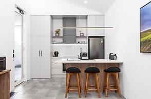 Clare Hillside Apartments