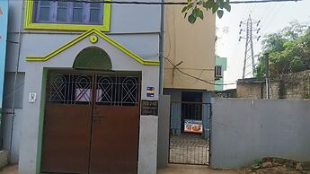 Goroomgo Kalinga Guest House Bhubaneswar