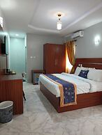 J Blitz International Hotel