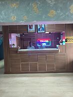 J Blitz International Hotel