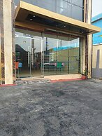 J Blitz International Hotel