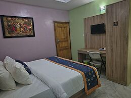 J Blitz International Hotel