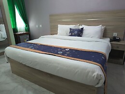 J Blitz International Hotel