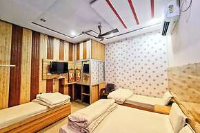 Goroomgo Sangam Palace Guest House Mathura