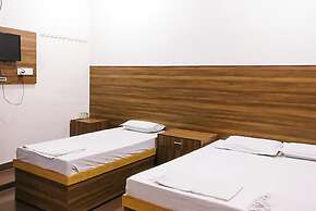 Goroomgo Sangam Palace Guest House Mathura