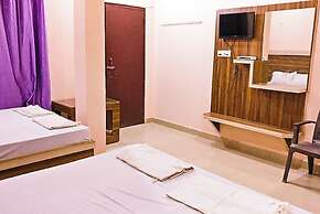 Goroomgo Sangam Palace Guest House Mathura