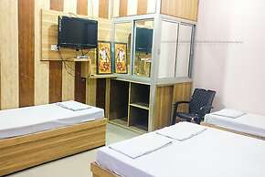 Goroomgo Sangam Palace Guest House Mathura