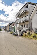 Arctic Homes - Premium Plaza