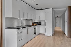 Arctic Homes - Premium Plaza