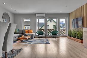 Arctic Homes - Premium Plaza