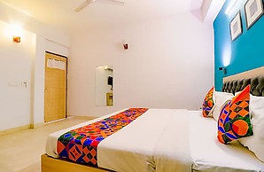 Roomshala 173 Hotel Royal Inn