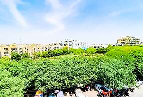 Roomshala 173 Hotel Royal Inn