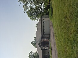 Unit 701 5 Bd 3 Ba 5 Bedroom Condo by RedAwning