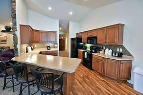 Unit 701 5 Bd 3 Ba 5 Bedroom Condo by RedAwning