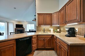 Unit 701 5 Bd 3 Ba 5 Bedroom Condo by RedAwning