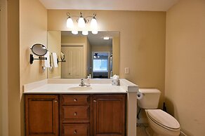 Unit 701 5 Bd 3 Ba 5 Bedroom Condo by RedAwning