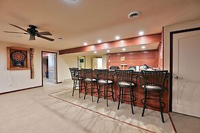 Unit 701 5 Bd 3 Ba 5 Bedroom Condo by RedAwning