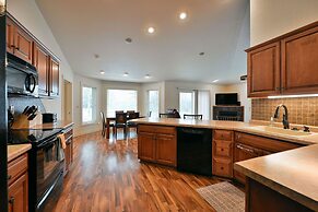 Unit 701 5 Bd 3 Ba 5 Bedroom Condo by RedAwning