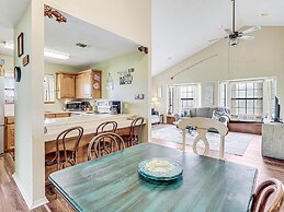 Tejas Angler Retreat Ap1132 3 Bedroom Home by RedAwning