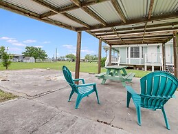 Tejas Angler Retreat Ap1132 3 Bedroom Home by RedAwning