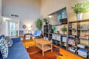 Lago Vista Golf Getaway w/ Decks + Pool Access!