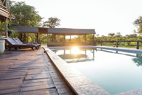 Chobe Mopani Forest Lodge & Camp site