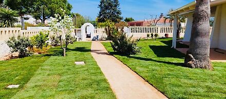 DON LEONARDO PRIVATE POOL VILLAS